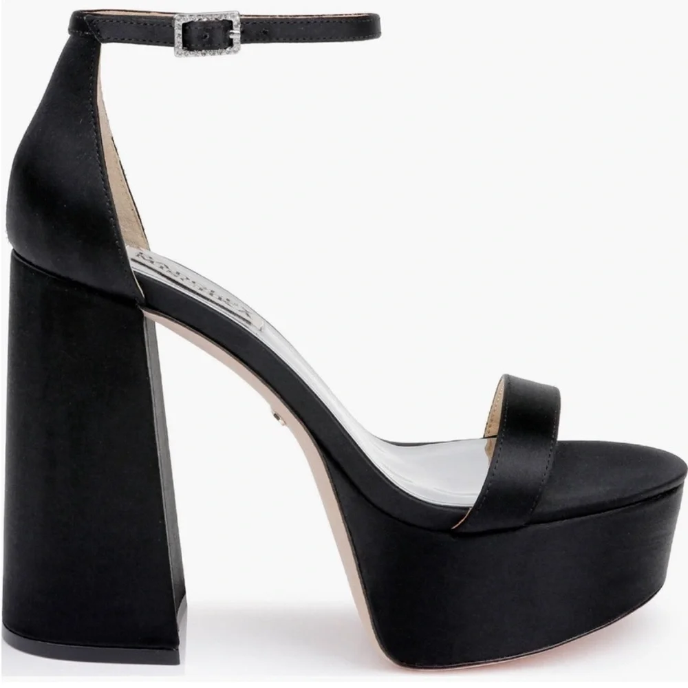 Badgley Mischka Women's Party Platform Block Heel Black size 7 New in Box